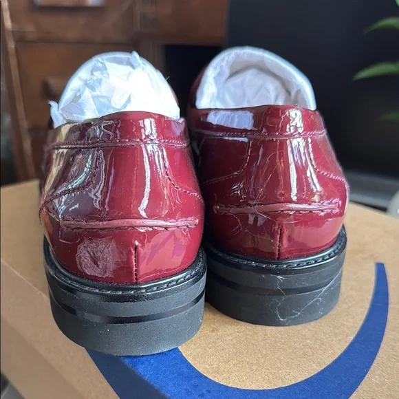 Stuart Weitzman Adrian Patent Maroon Cranberry Tassel Loafers 10.5 - Picture 3 of 7